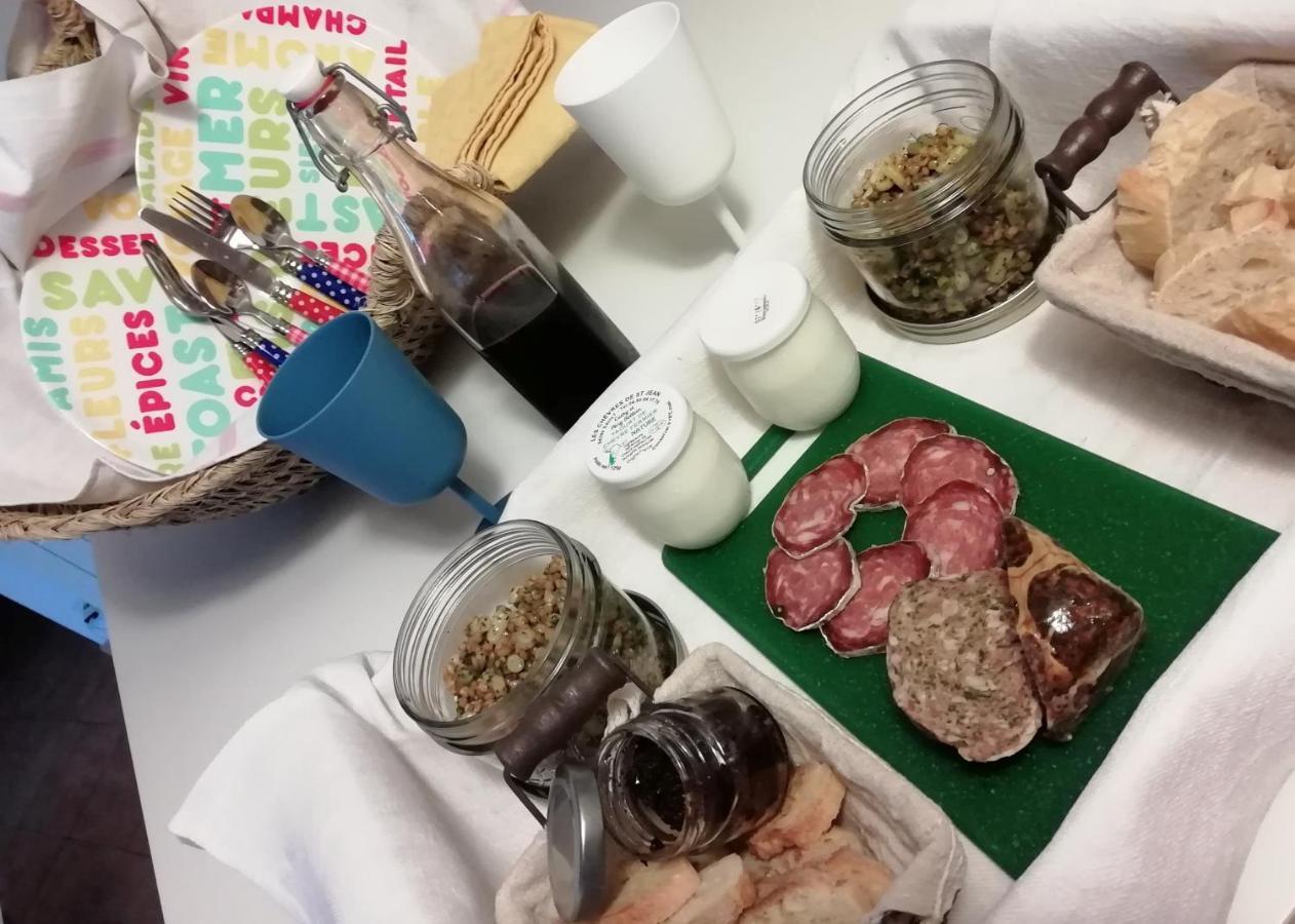 萨路特德沃克吕兹 La Maguette酒店 外观 照片